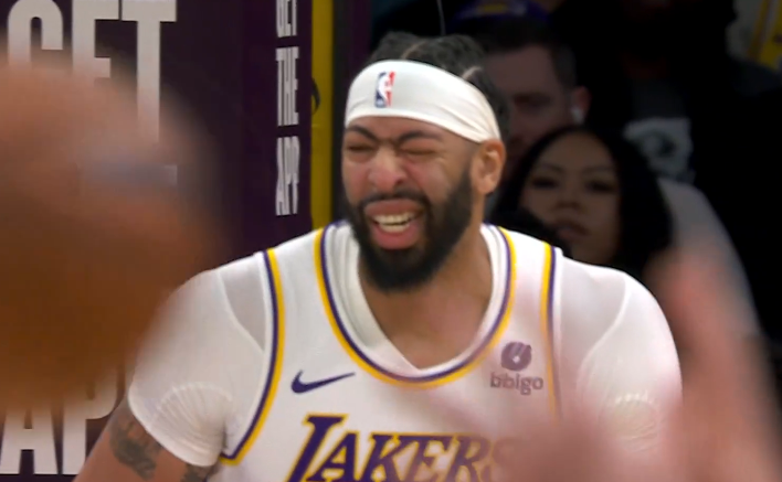 浓眉哥意外战胜皇家马德里,锐不可当引爆全场! 浓眉哥意外战胜皇家马德里,锐不可当引爆全场!