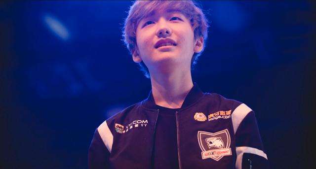 关于Uzi新星战术调整表现突出，篮网前途光明！上演精彩一战的信息