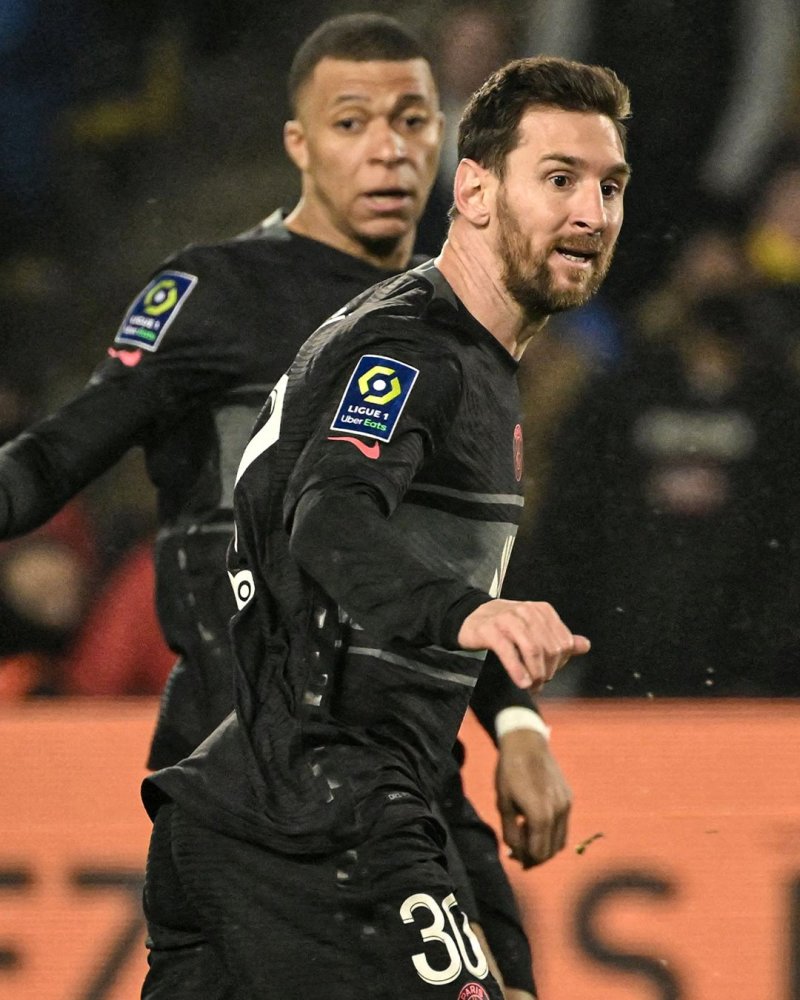 梅西刷新里程碑，休斯顿火箭八强战力克达拉斯独行侠，晋级概率达85％的简单介绍